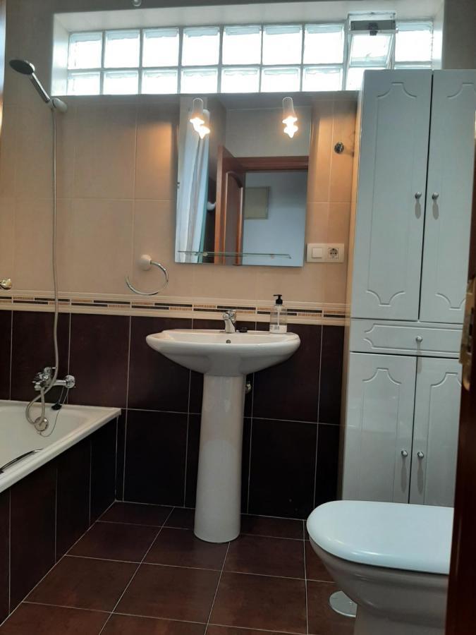 Ferienwohnung Atico La Plaza Les Arriondes Exterior foto